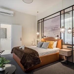 Astoria Boutique Suites- Location By Bqa Szálloda Budapest
