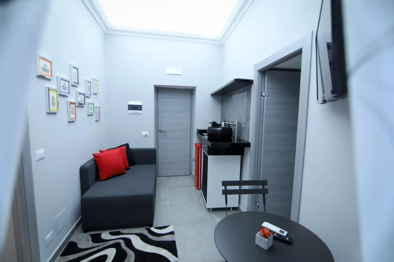 Bed & Breakfast Bed and Breakfast Montesanto Station Napoli Italia