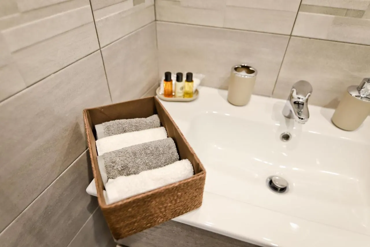Montesanto Station Bed & Breakfast Naples